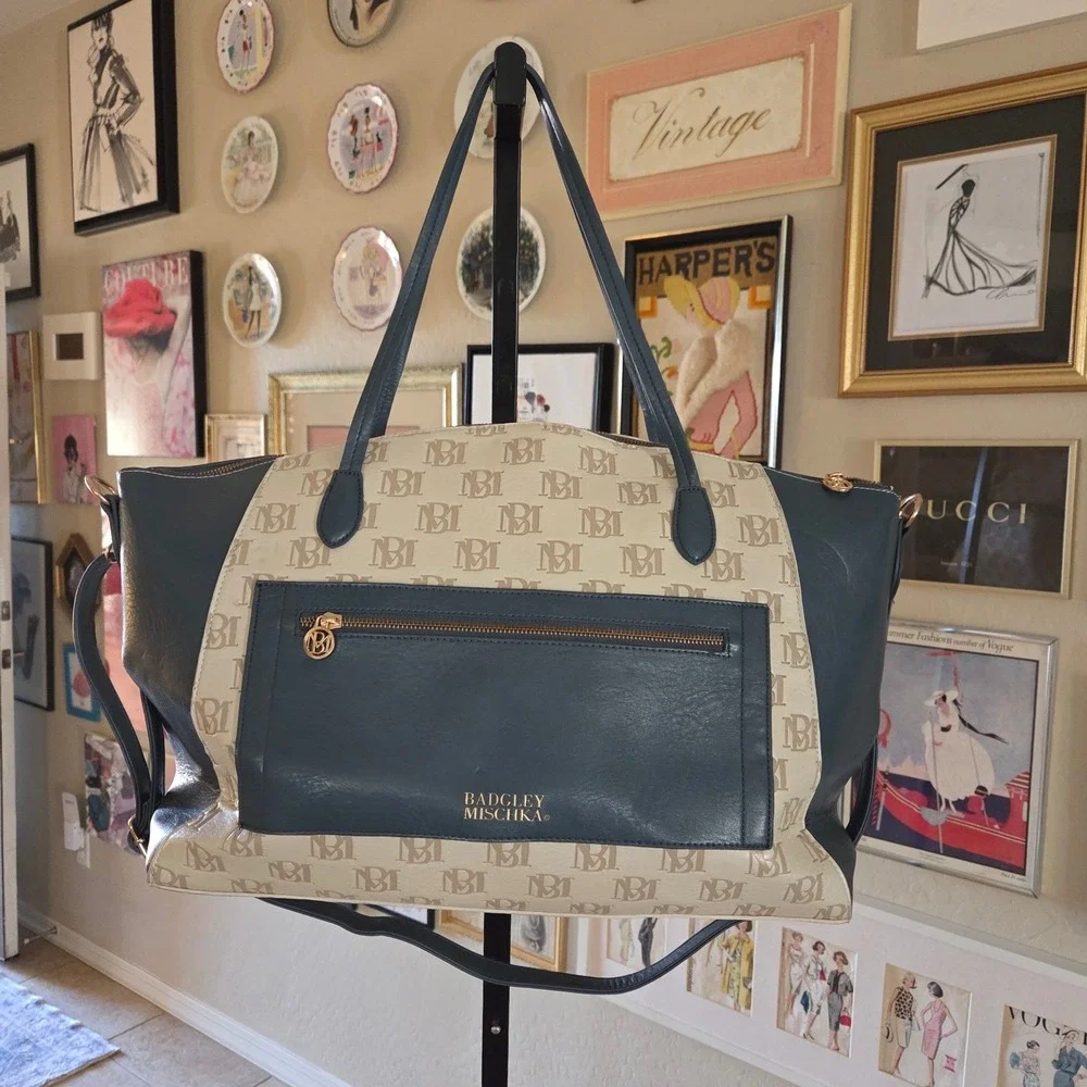 Badgley Mischka Carolina Vegan Leather Weekender Duffle‎ Bag Blue Cream Gold